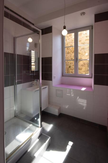 La Fontaine Neuve-Avallon-5 Personnes-1 Chambre-3 Lits-Parking-Wifi Buitenkant foto